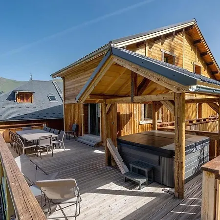Chalet Le Petit Bes By Leavetown Vacations Les Deux Alpes