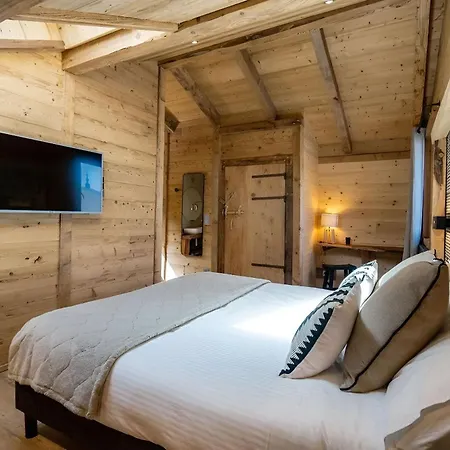Le Petit Bes By Leavetown Vacations