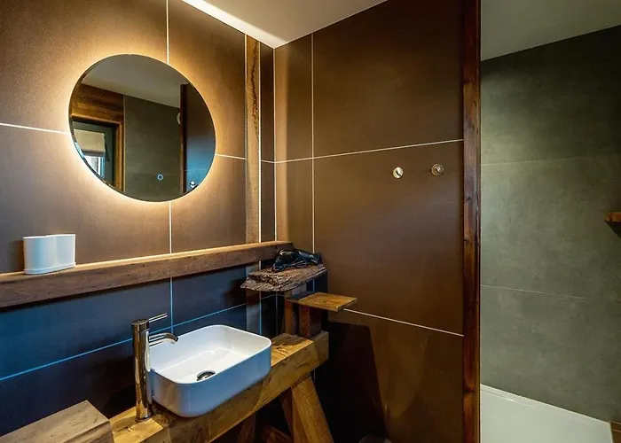 Dağ evi Le Petit Bes By Leavetown Vacations